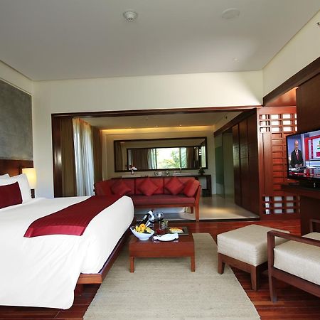 Holiday Inn & Suites Bengaluru Whitefield Екстериор снимка