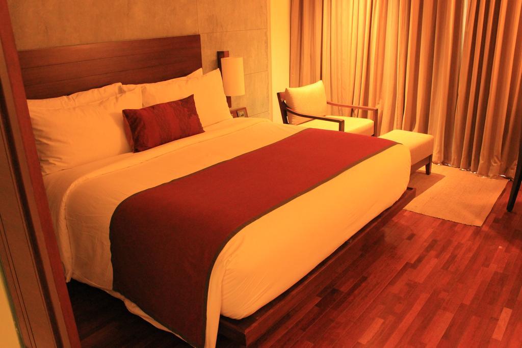 Holiday Inn & Suites Bengaluru Whitefield Екстериор снимка