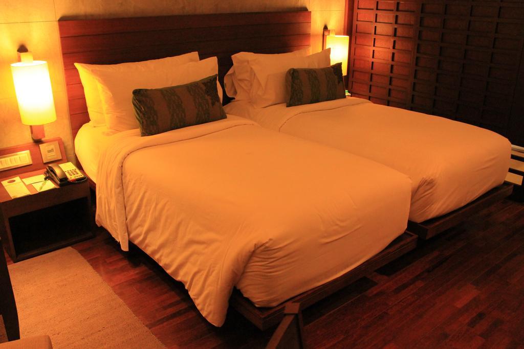 Holiday Inn & Suites Bengaluru Whitefield Екстериор снимка