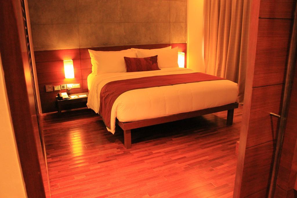 Holiday Inn & Suites Bengaluru Whitefield Екстериор снимка