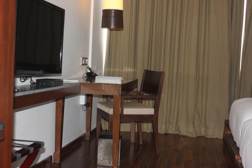Holiday Inn & Suites Bengaluru Whitefield Екстериор снимка