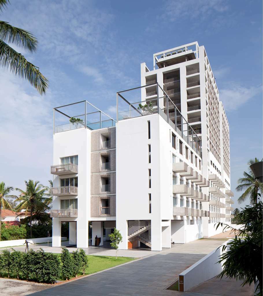 Holiday Inn & Suites Bengaluru Whitefield Екстериор снимка